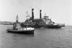 veerboot-Maria-en-autoveer-Krammer-c-Beeldbank-Zeeland nostalgie