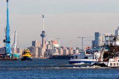 drukte nabij haven Rotterdam