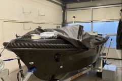 Boot-Marnix-op-trailer-in-garage