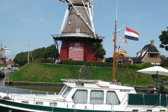 motorjacht RUBEN bij de molen