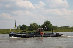 sleepboot WAMANDAI 3 varen